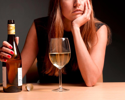 Анонимное лечение женского алкоголизма в Сельце